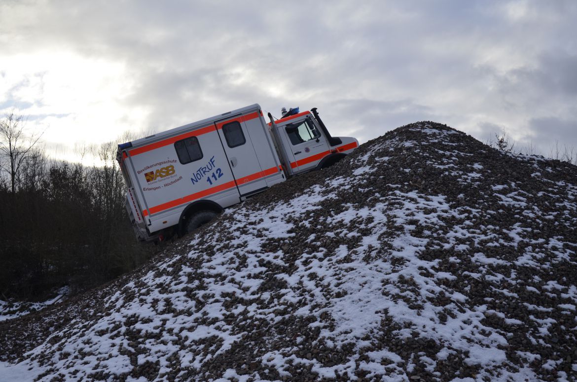 Unimog Einweihung 1279.JPG